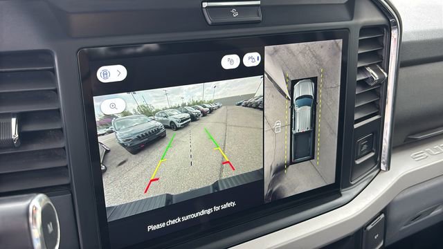 Used 2025 Ford F350 XLT w/ Black Appearance Package image 18