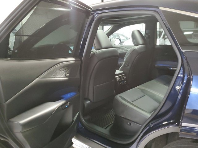 Used 2026 Lexus RX 450h AWD w/ Convenience Package image 23
