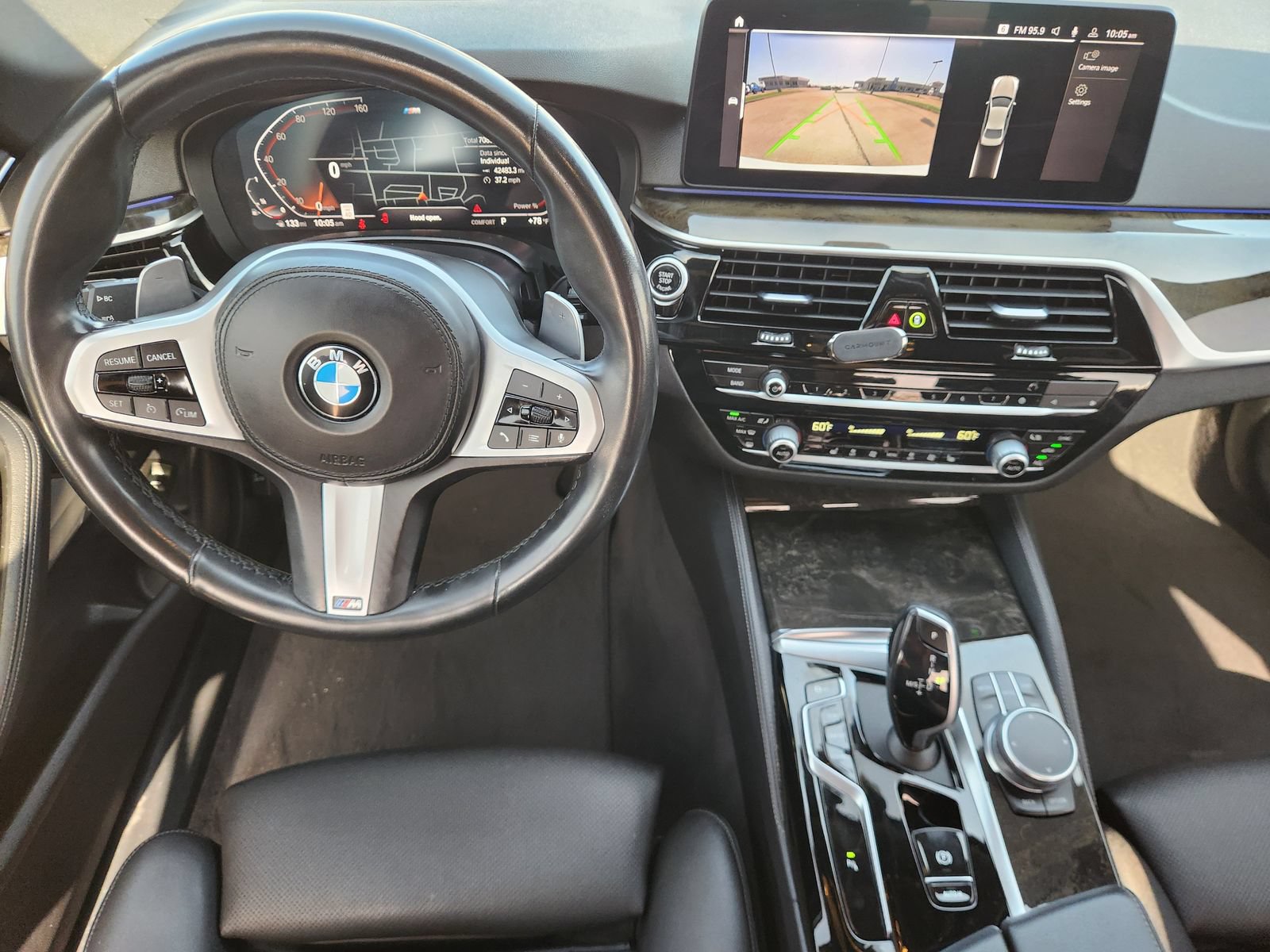 Used 2022 BMW 540i w/ M Sport Package RWD image 27