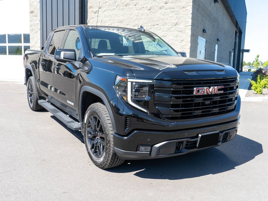 Certified 2025 GMC Sierra 1500 Elevation w/ Elevation Premium Package AWD/4WD image 1