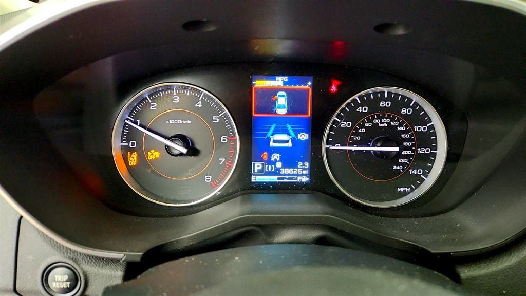 Used 2022 Subaru Crosstrek 2.5i Limited w/ Moonroof Package 2 AWD/4WD image 13