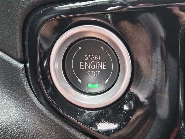 Used 2025 Chevrolet Silverado 1500 LTZ image 21