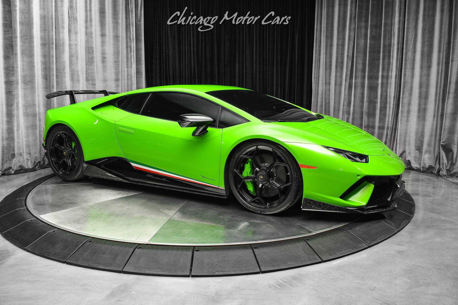 Used 2018 Lamborghini Huracan Performante image 6