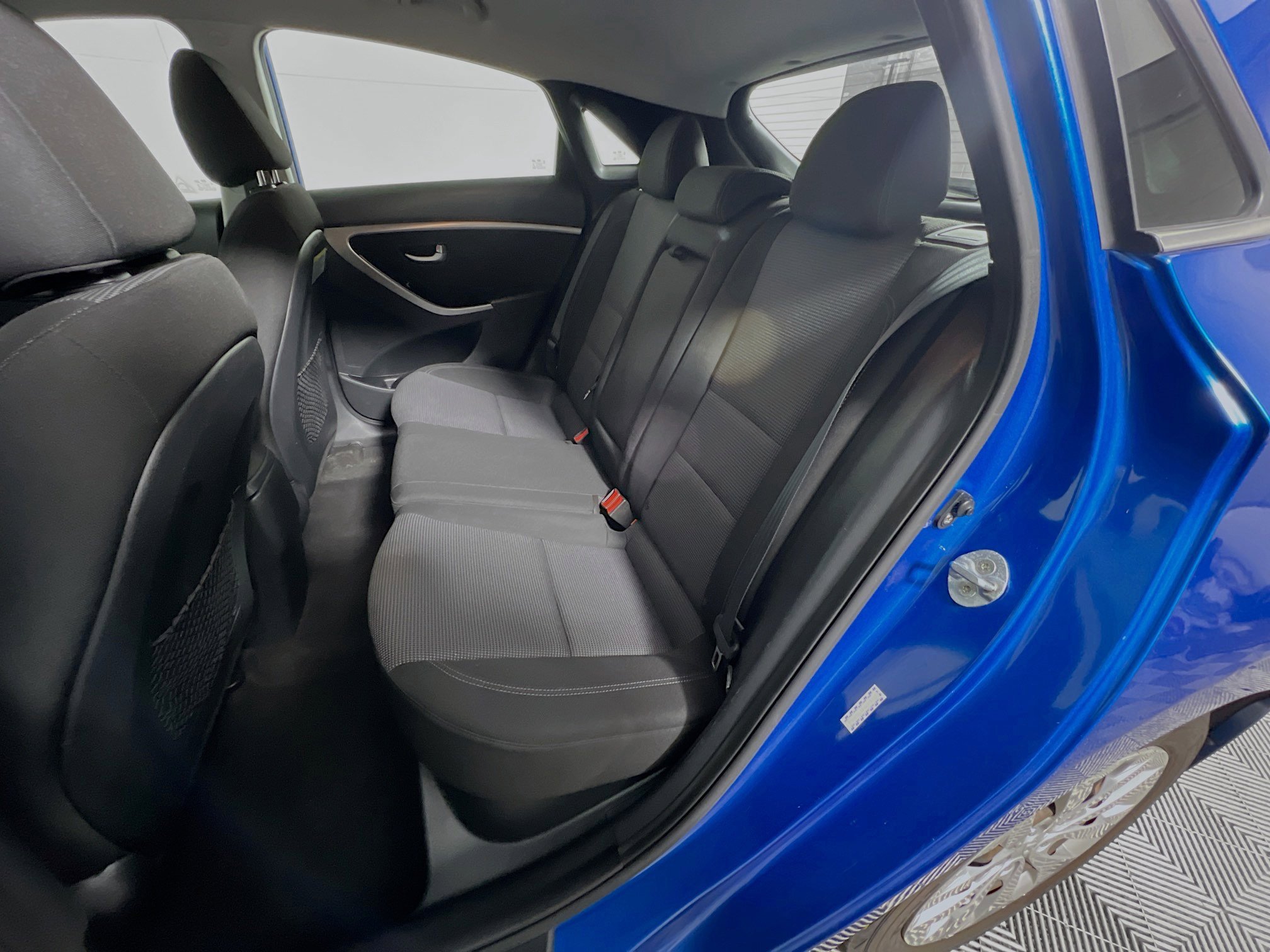 Used 2017 Hyundai Elantra GT image 26