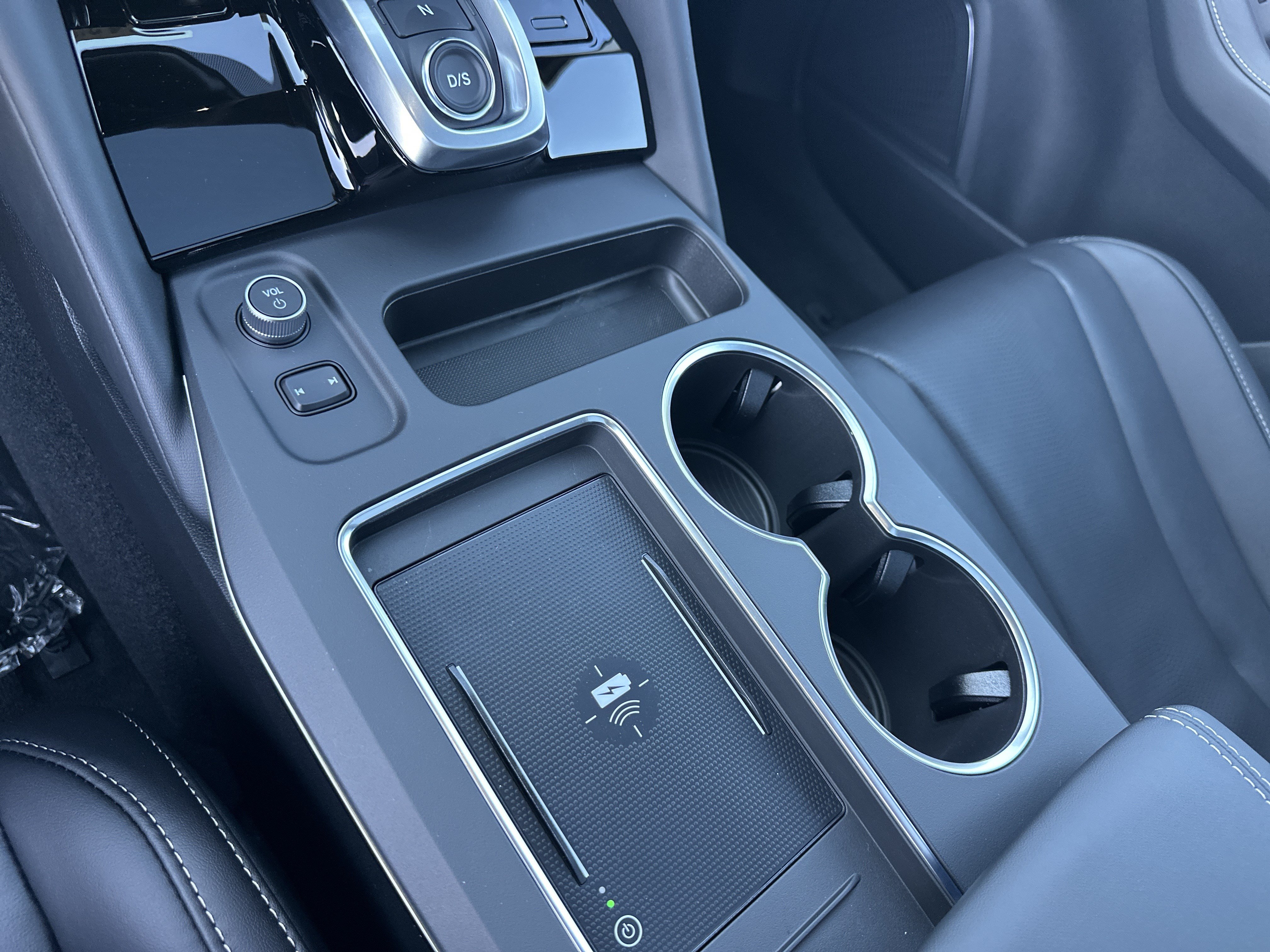 New 2026 Acura MDX w/ Technology Package FWD image 25
