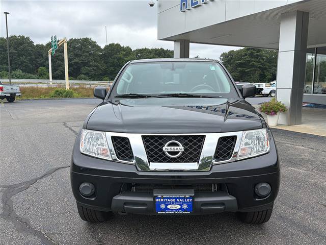 Used 2019 Nissan Frontier SV AWD/4WD image 2