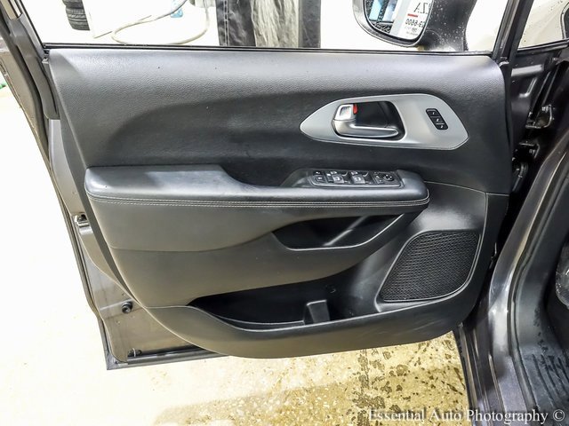 Used 2020 Chrysler Pacifica Limited w/ Advanced Safetytec Group image 20