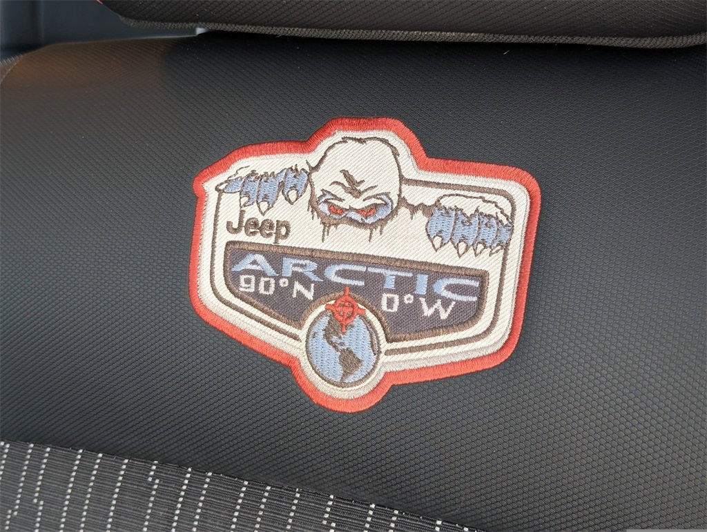 Used 2012 Jeep Wrangler Sahara image 21