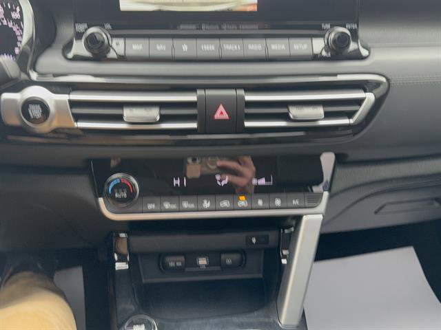 Used 2023 Kia Seltos SX w/ SX Sunroof Package AWD/4WD image 16