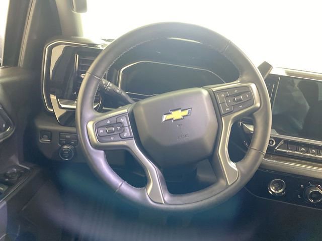 Used 2023 Chevrolet Silverado 1500 LT image 34