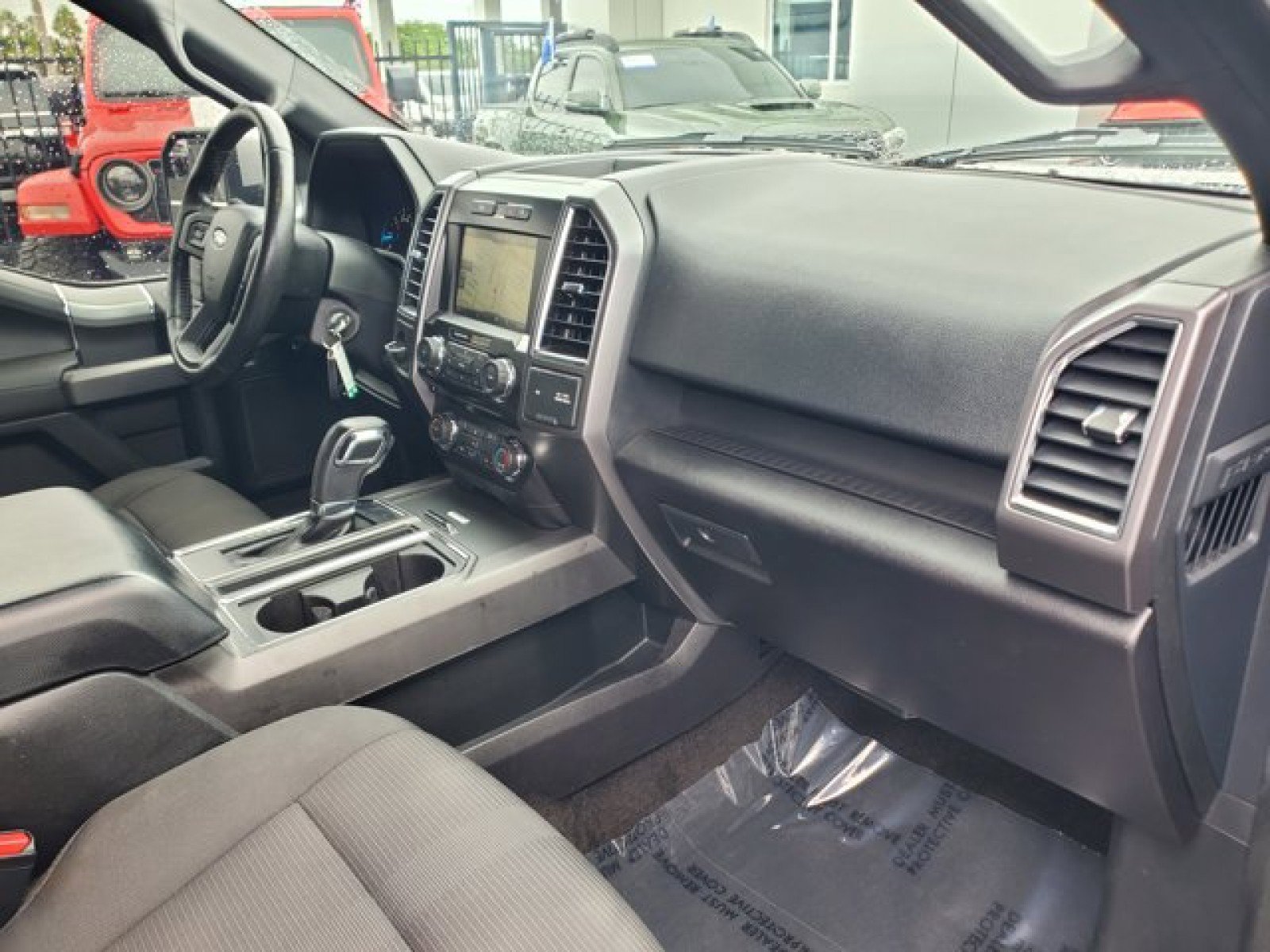 Used 2015 Ford F150 XLT w/ Equipment Group 301A Mid image 34