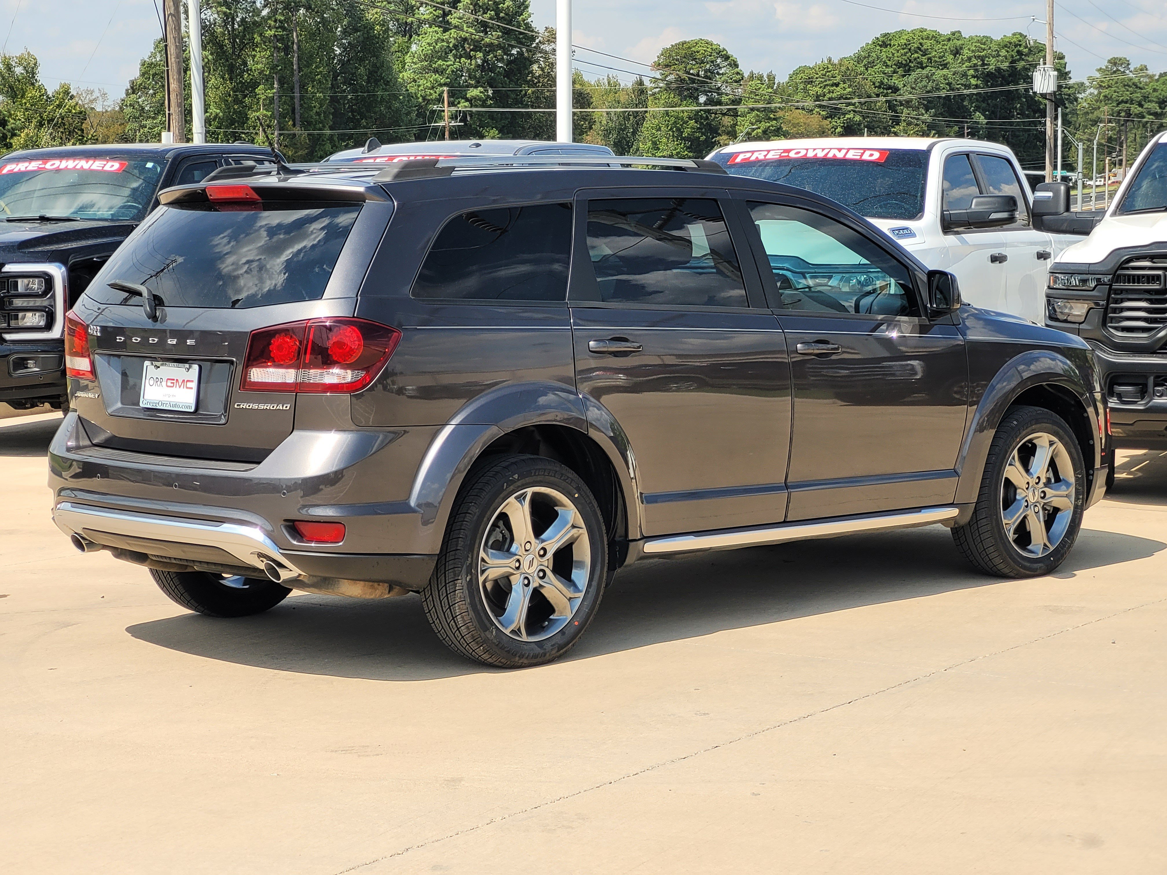 Used 2018 Dodge Journey Crossroad FWD image 4