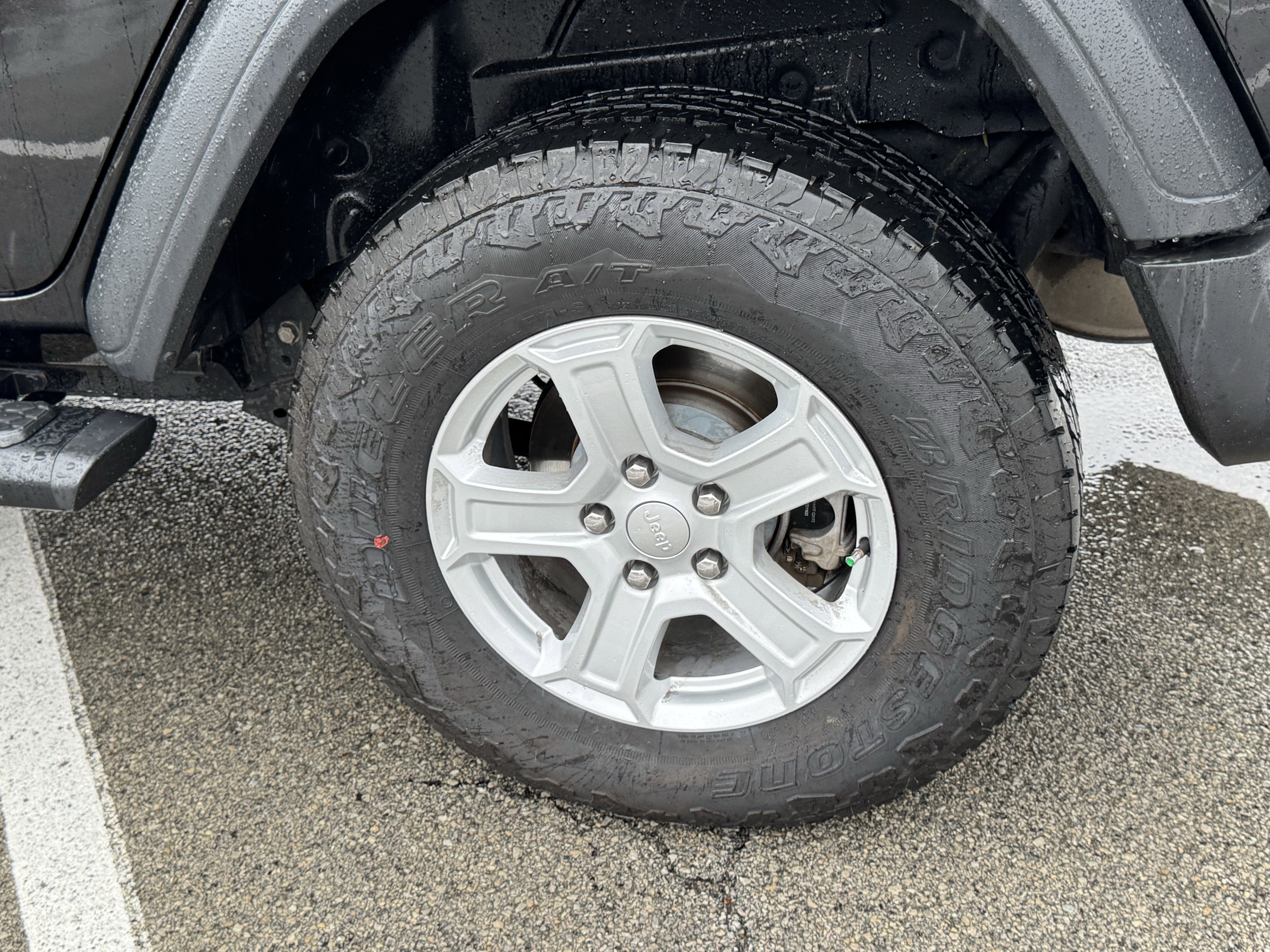 Used 2018 Jeep Wrangler Unlimited Sport S image 36