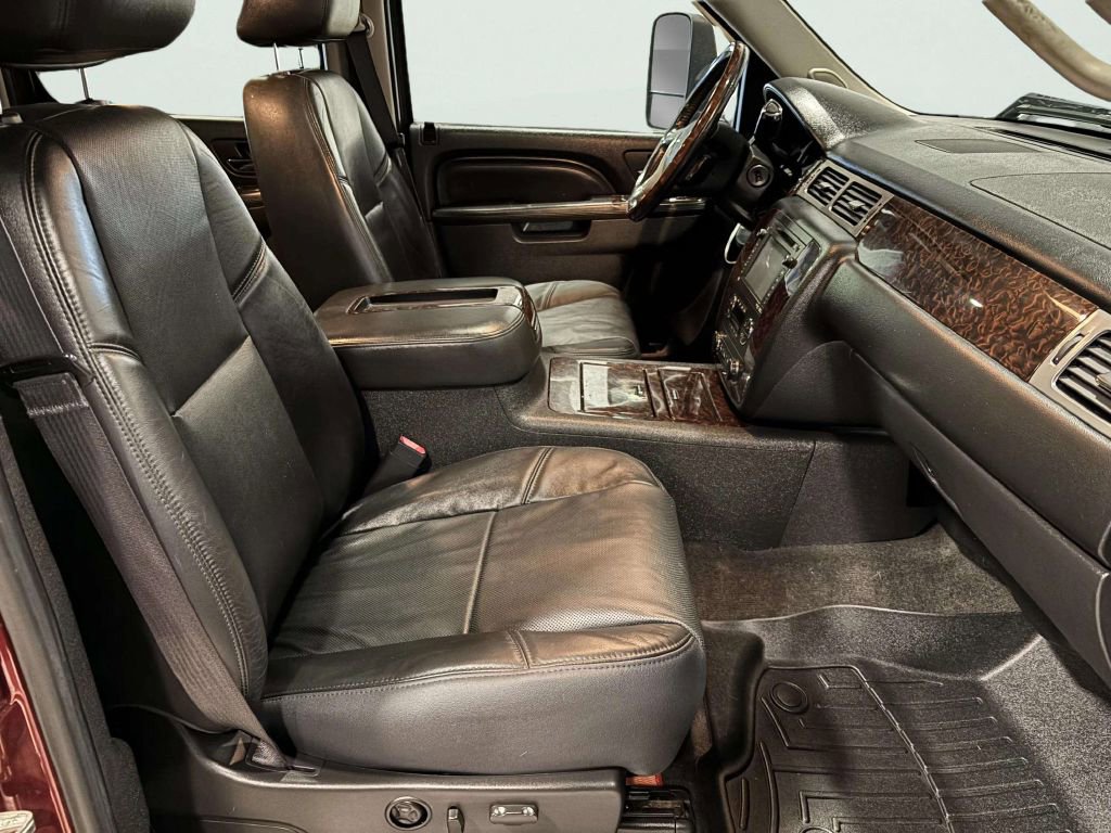 Used 2013 GMC Sierra 3500 Denali image 25