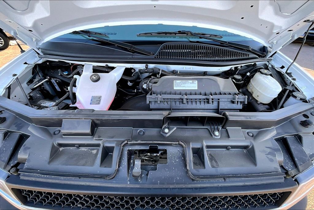 New 2024 Chevrolet Express 3500 w/ Power Convenience Package image 11