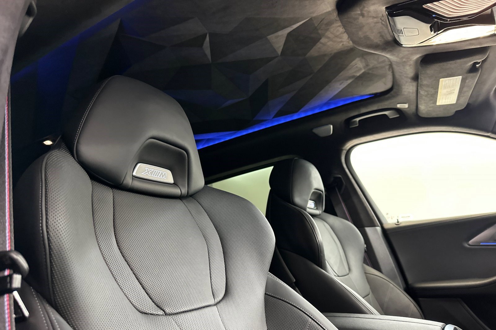 Certified 2023 BMW XM AWD/4WD image 26