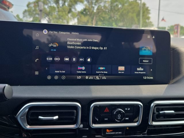 New 2026 Nissan Sentra SV w/ SV Convenience Package FWD image 16