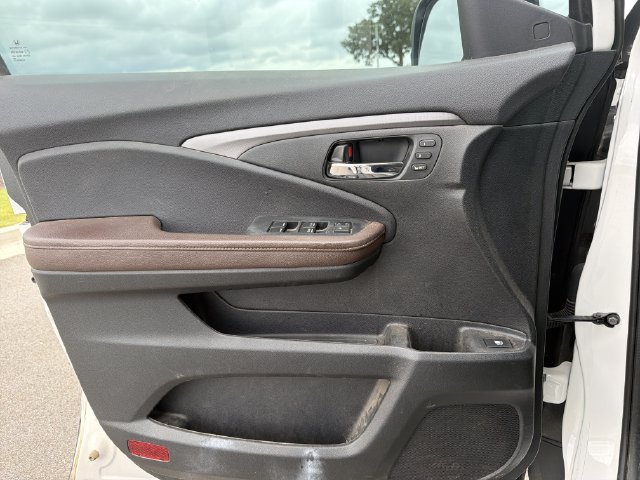 Used 2025 Honda Ridgeline RTL image 34