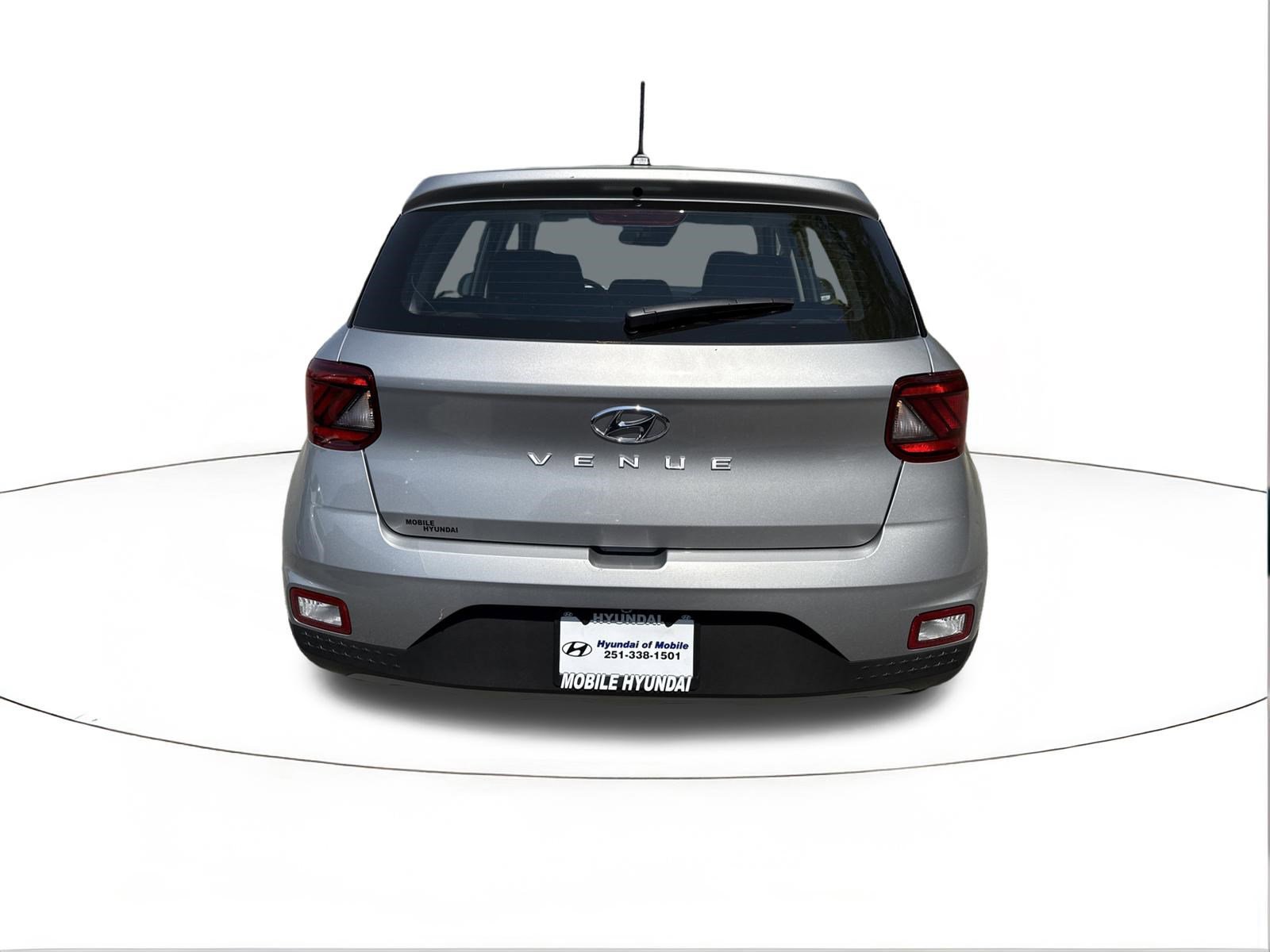 New 2026 Hyundai Venue SE image 4