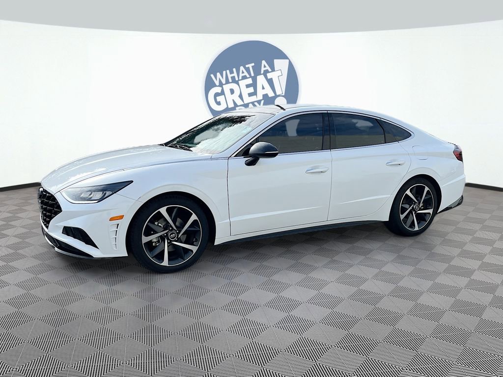 Used 2023 Hyundai Sonata SEL Plus w/ Cargo Package image 1