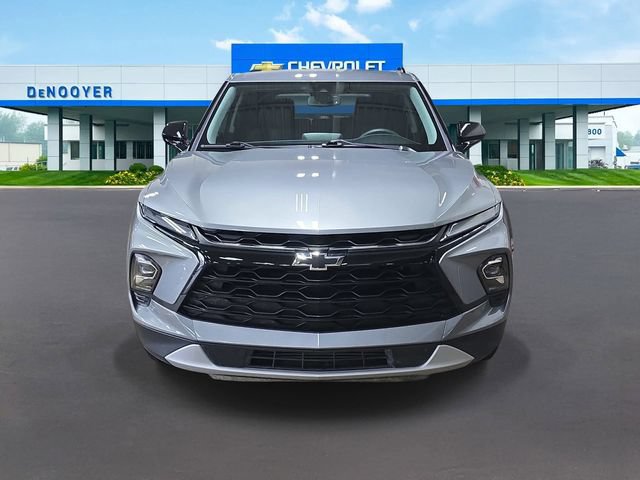 Used 2024 Chevrolet Blazer LT w/ Convenience Package AWD/4WD image 4
