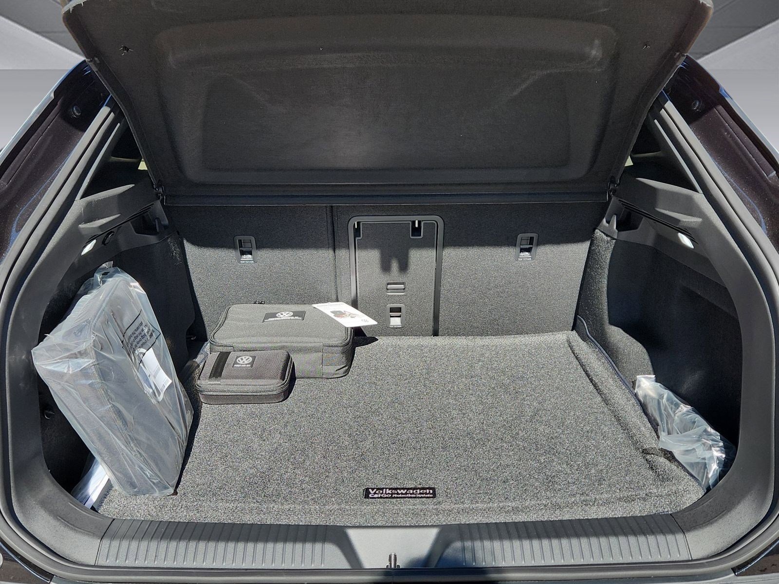 New 2025 Volkswagen ID.4 Pro S Plus image 16