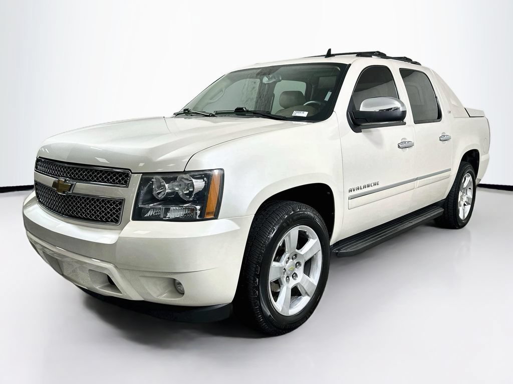 Used 2011 Chevrolet Avalanche LTZ