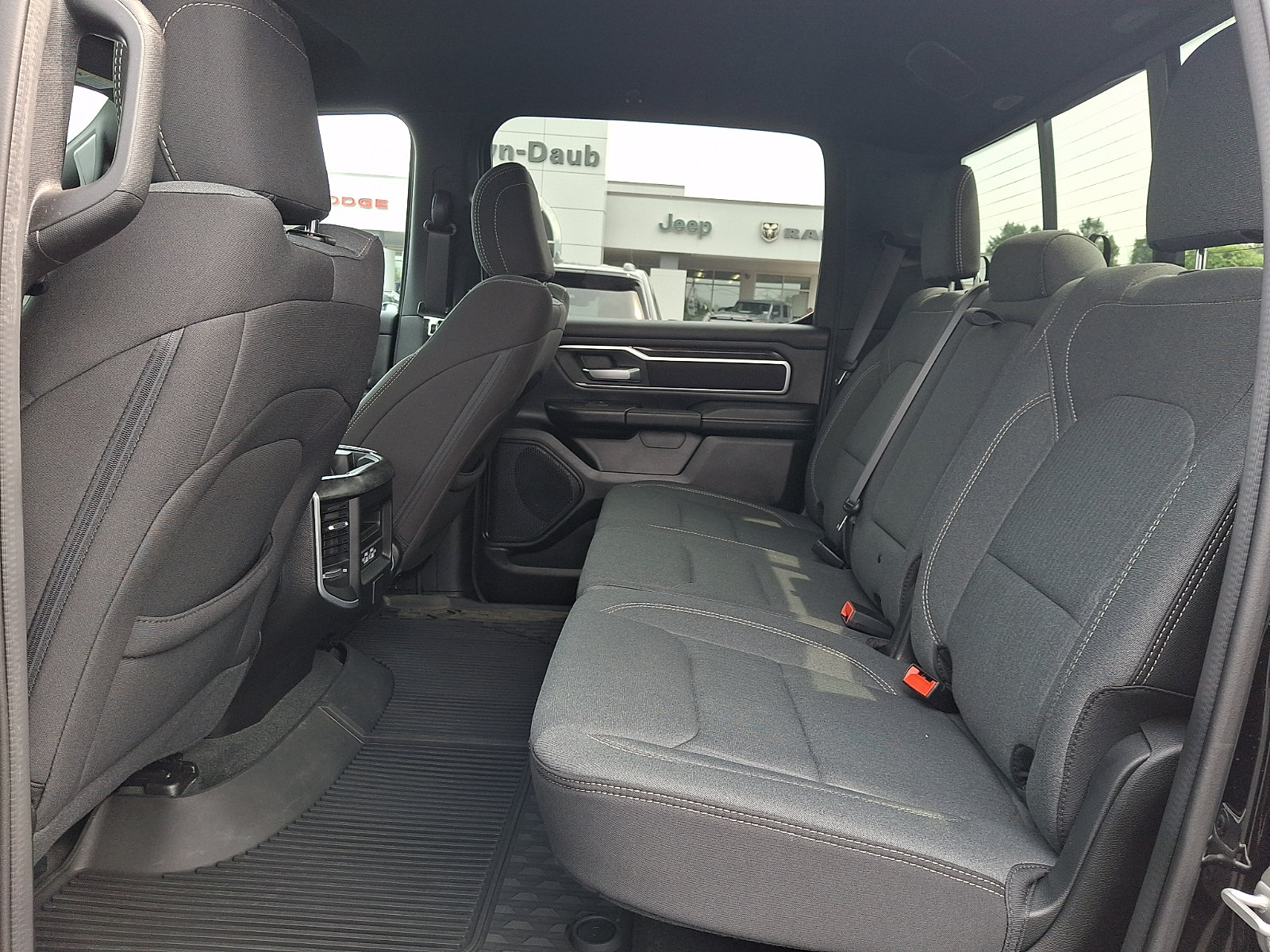 Certified 2023 RAM 1500 Big Horn AWD/4WD image 10