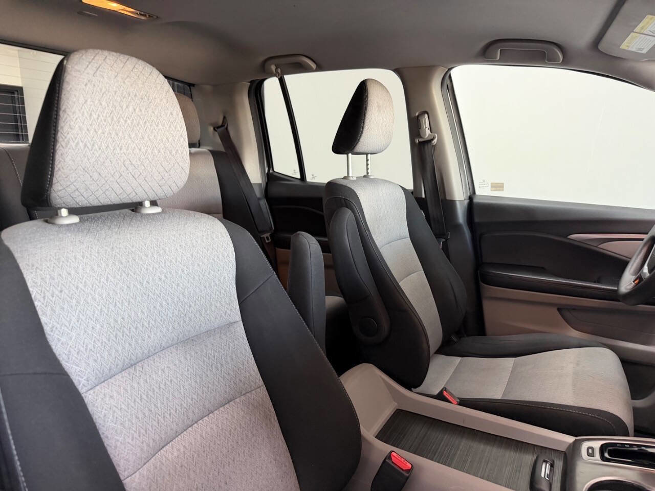 Used 2017 Honda Ridgeline RTS image 24