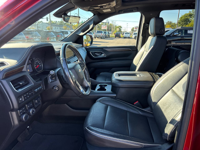 Used 2021 Chevrolet Tahoe Premier w/ Premium Package AWD/4WD image 2