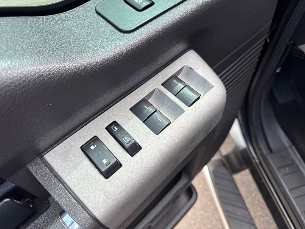 Used 2015 Ford F350 Lariat w/ Lariat Ultimate Package image 11