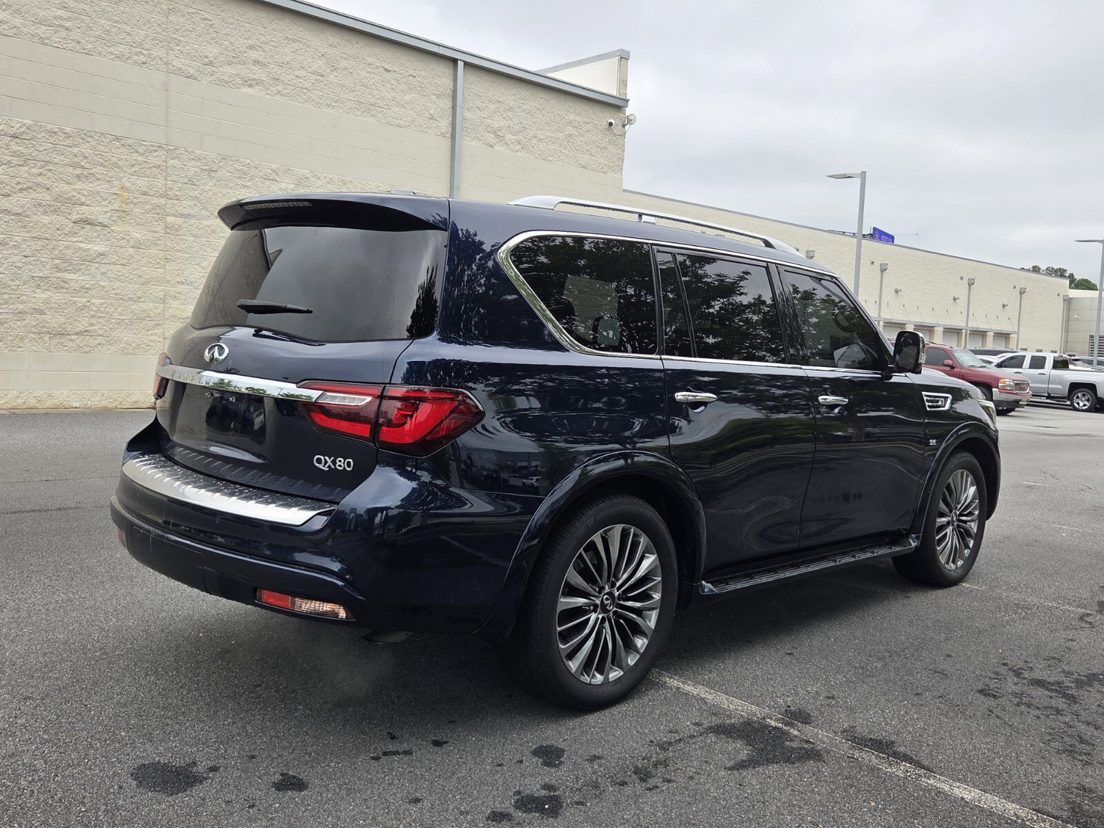 Used 2018 INFINITI QX80 4WD w/ Deluxe Technology Package image 6