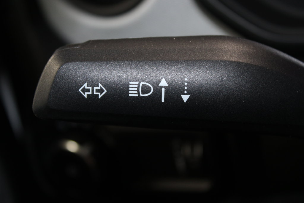 Used 2024 Jeep Wrangler Sport AWD/4WD image 36