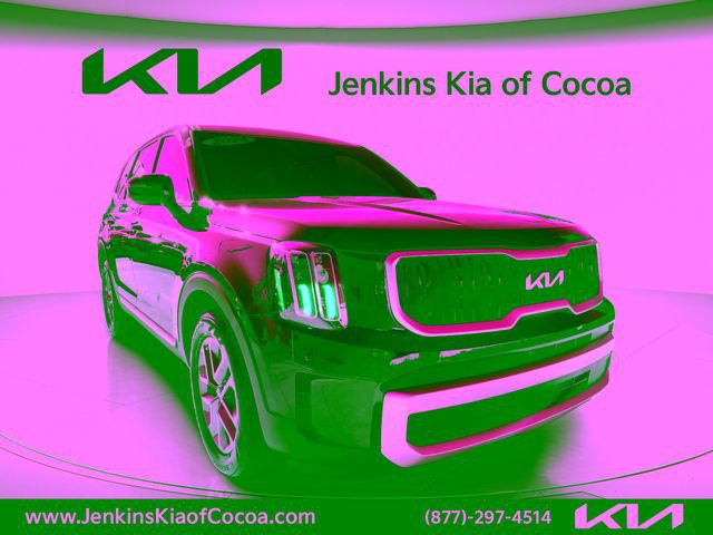 Certified 2024 Kia Telluride LX FWD image 2
