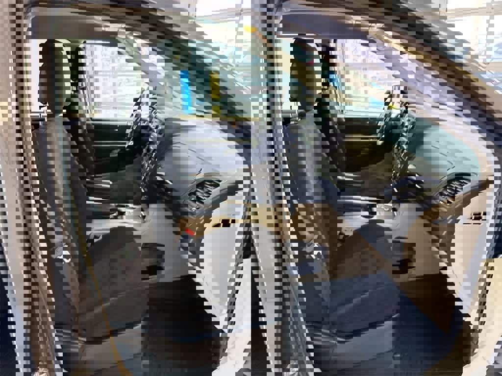 Used 2015 Dodge Grand Caravan SXT w/ UConnect Hands-Free Group image 23