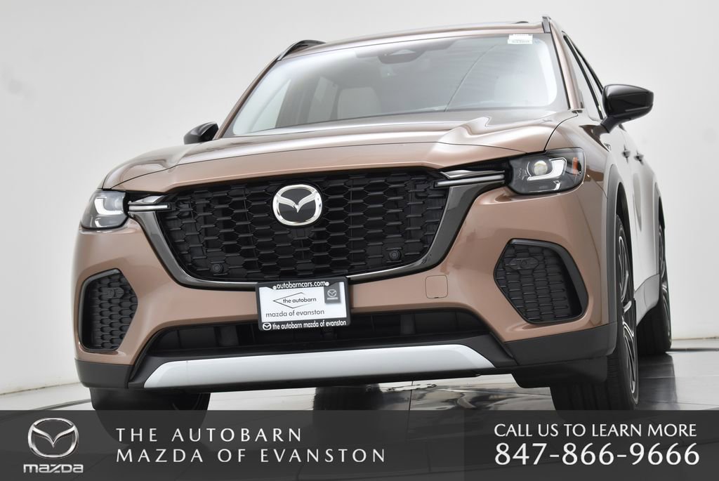 Used 2025 MAZDA CX-70 Plug-In Hybrid w/ Premium Pkg image 8