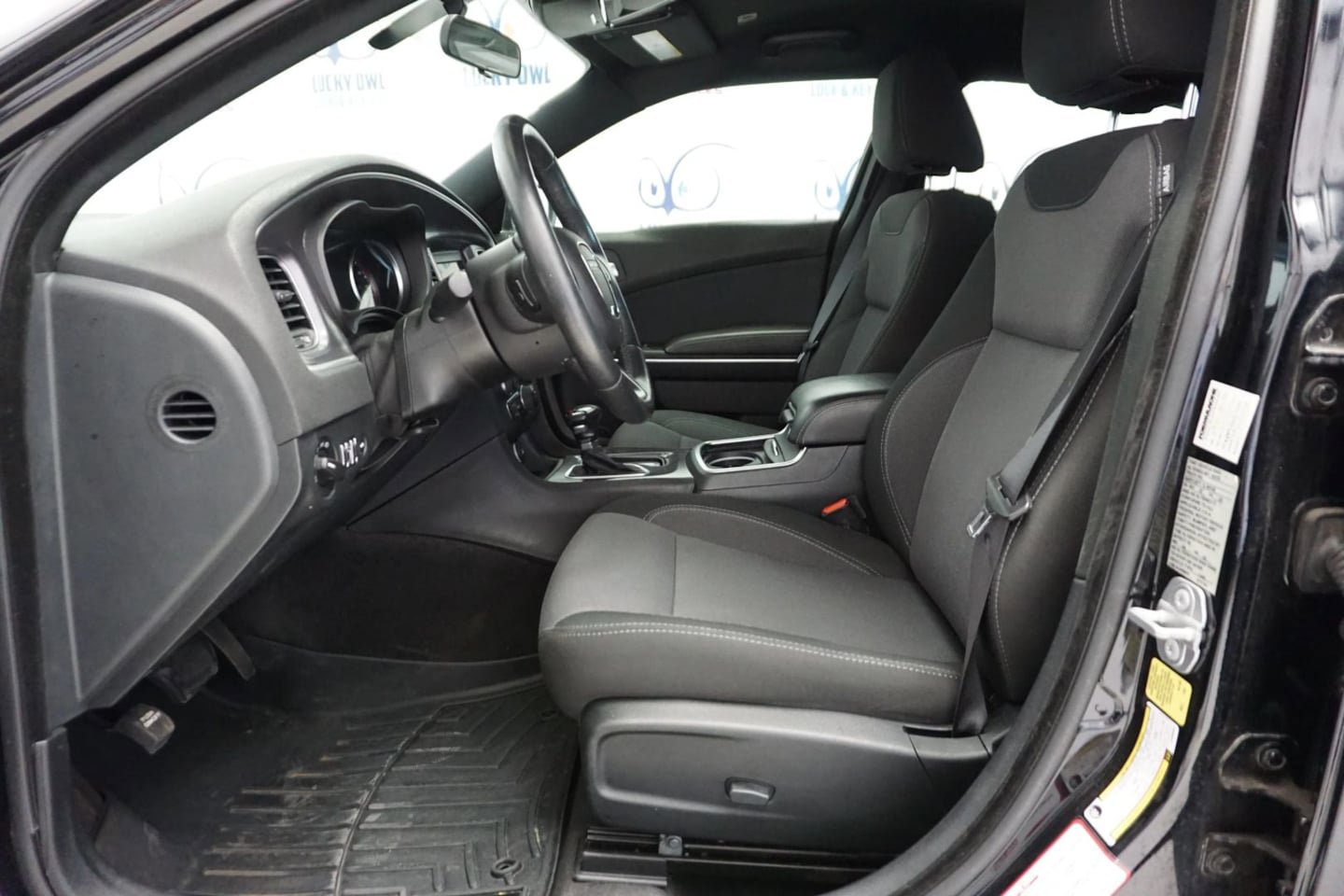 Used 2018 Dodge Charger SXT RWD image 14