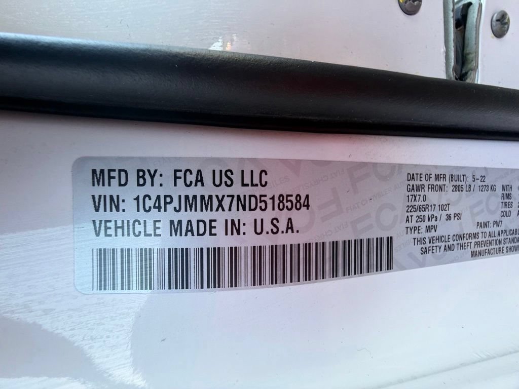 Used 2022 Jeep Cherokee Latitude Lux w/ Sun & Sound Group AWD/4WD image 53