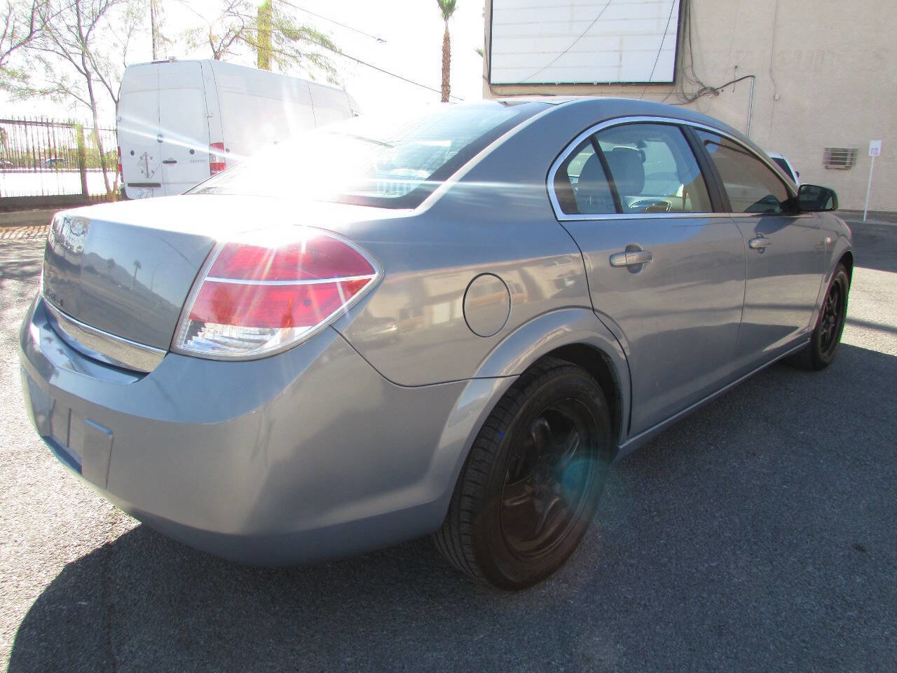 Used 2009 Saturn Aura XE image 4