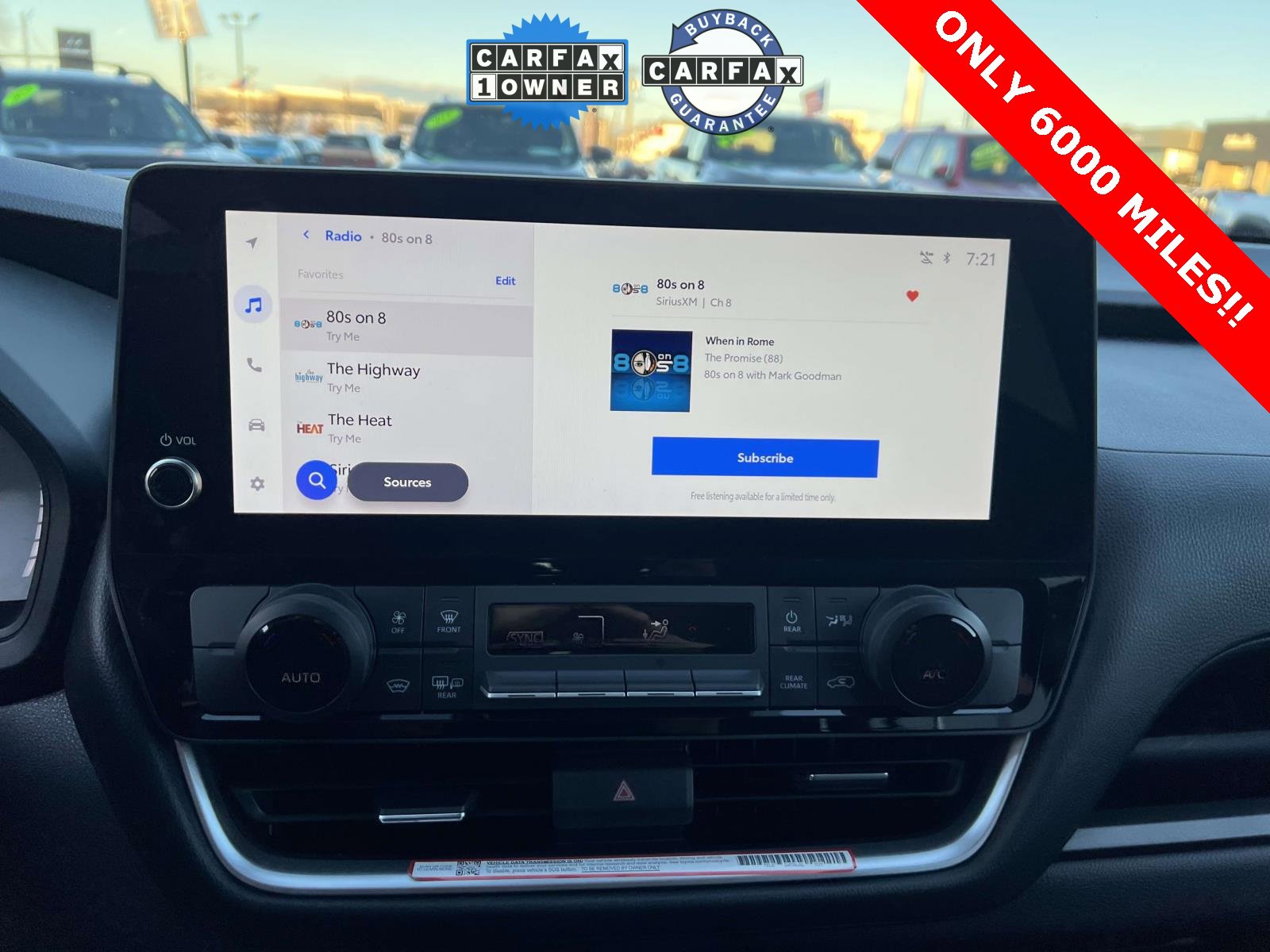 Used 2025 Toyota Grand Highlander AWD image 27