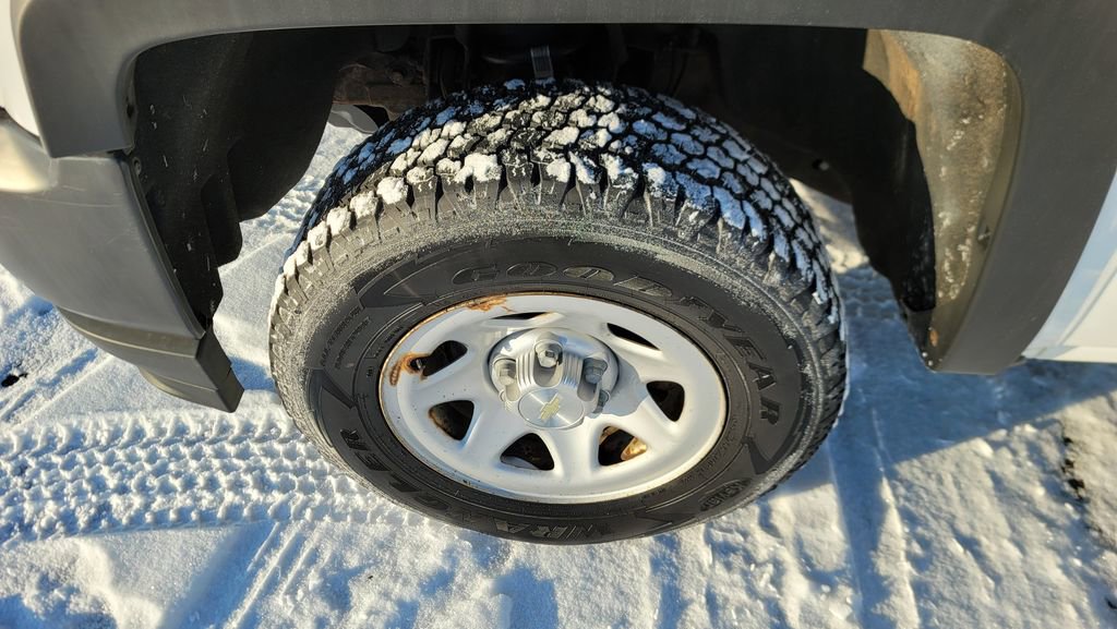 Used 2016 Chevrolet Silverado 1500 W/T w/ Trailering Package image 6