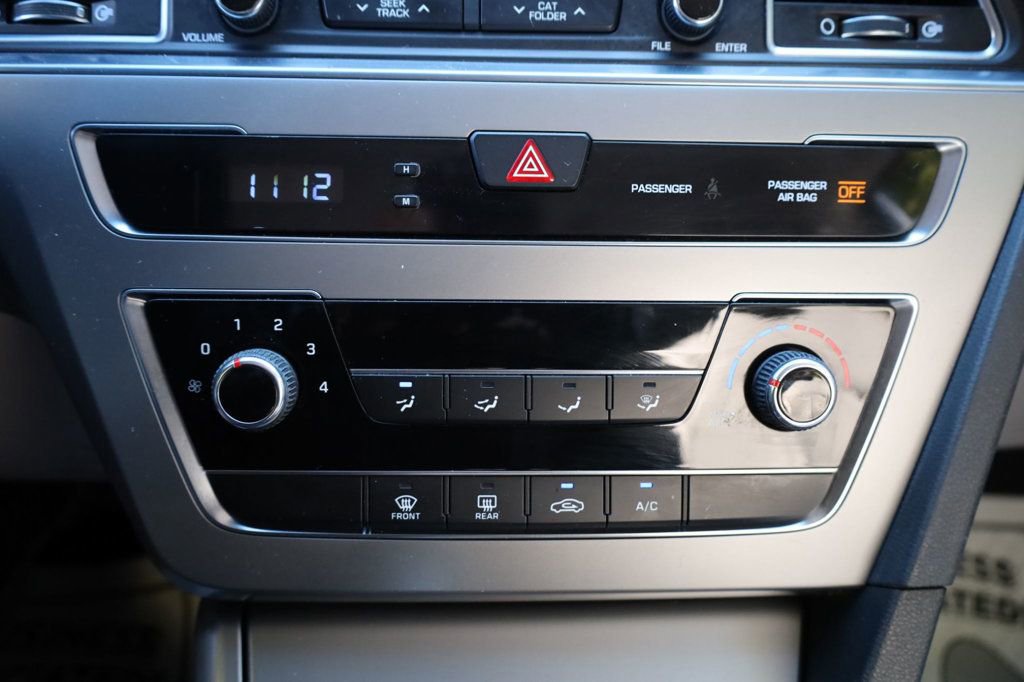Used 2015 Hyundai Sonata SE w/ Option Group 09 image 36