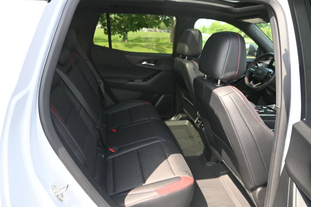 Used 2026 Chevrolet Equinox RS w/ Convenience Package III AWD/4WD image 20