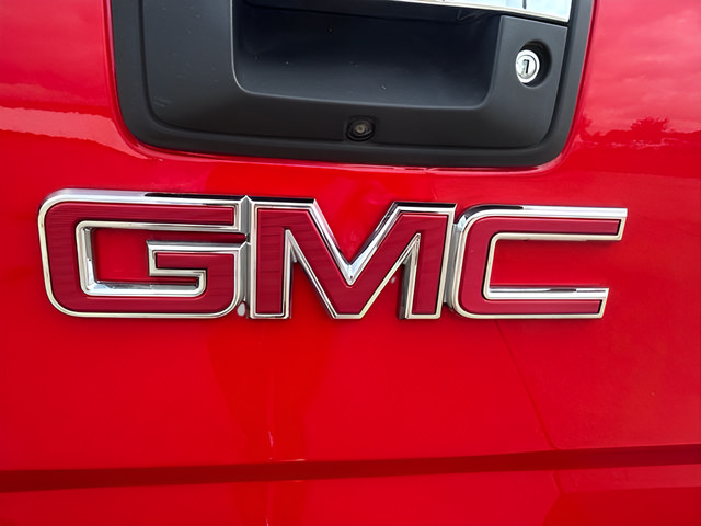 Used 2016 GMC Sierra 3500 SLT w/ Snow Plow Prep Package AWD/4WD image 28