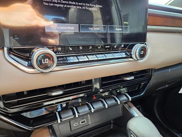 New 2026 GMC Canyon Denali AWD/4WD image 30