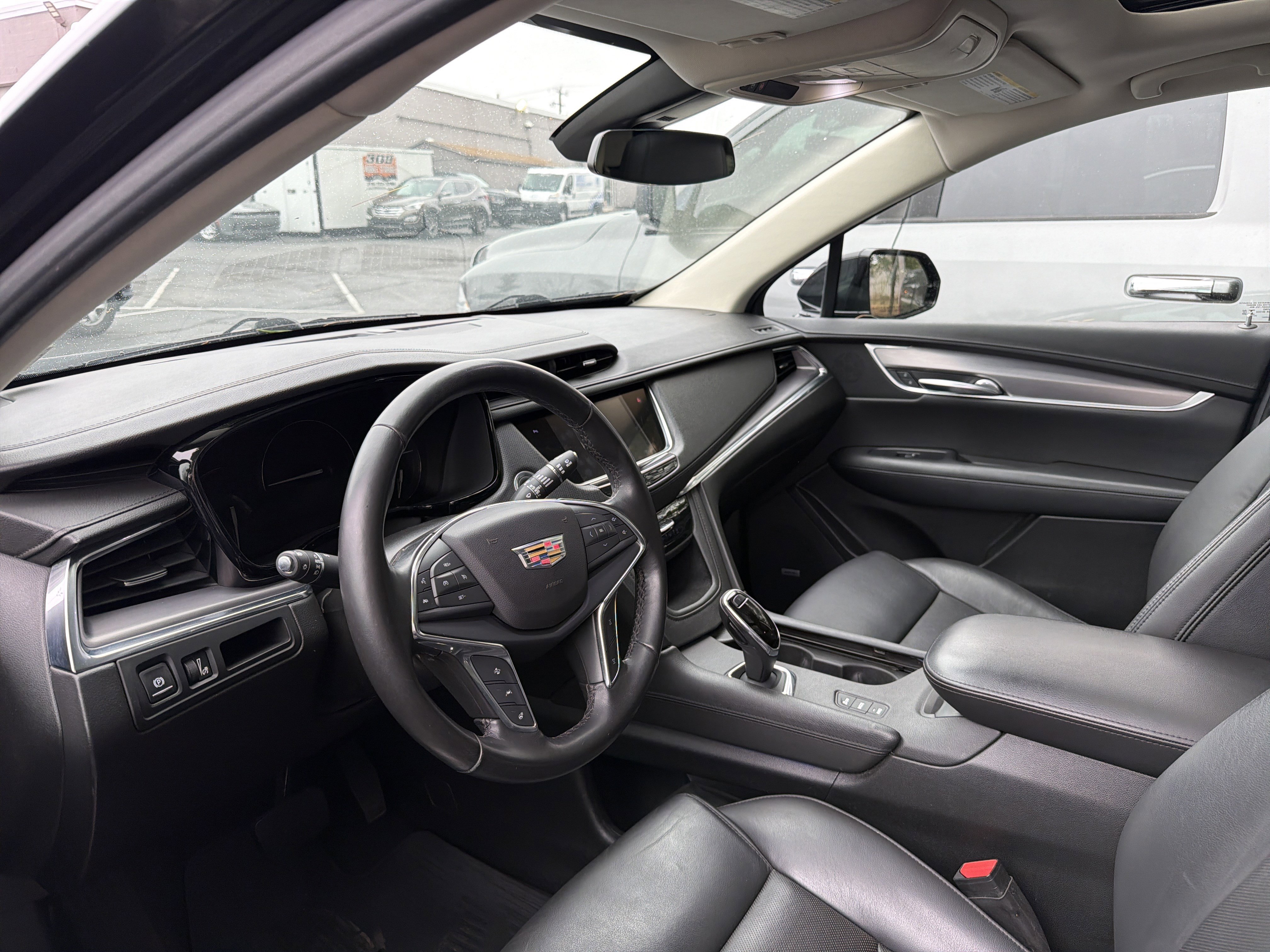 Used 2019 Cadillac XT5 Luxury AWD/4WD image 16