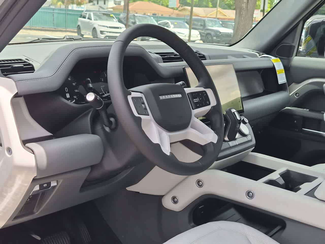 New 2026 Land Rover Defender 110 X-Dynamic SE AWD/4WD image 10