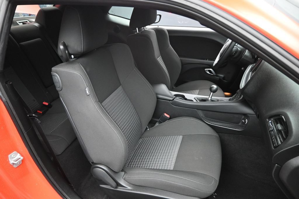 Used 2022 Dodge Challenger R/T w/ Shaker Package RWD image 29