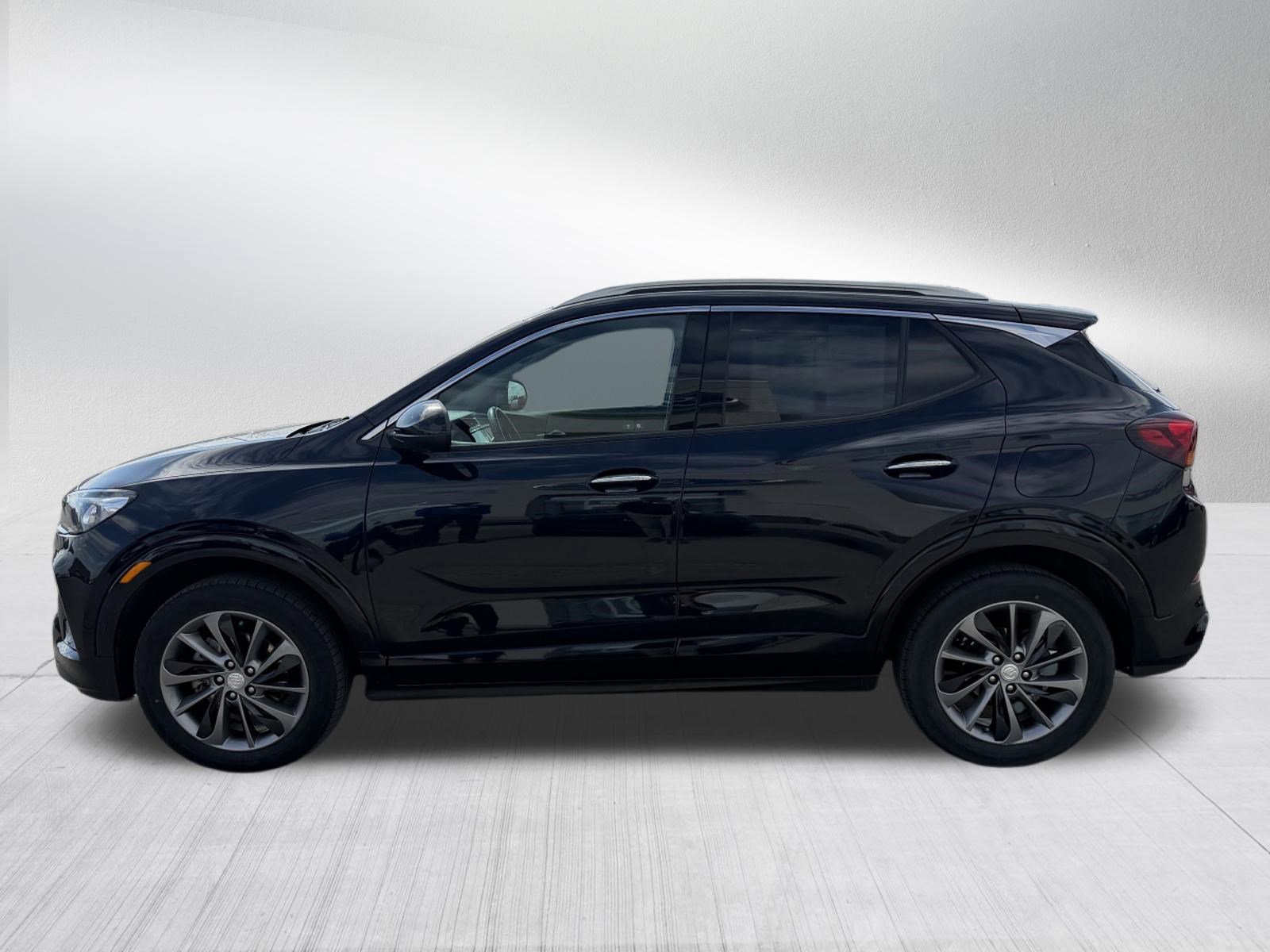 Used 2021 Buick Encore GX Essence w/ Advanced Technology Package AWD/4WD image 4