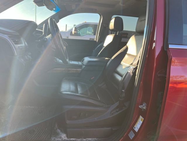 Used 2015 GMC Yukon Denali w/ Touring Package AWD/4WD image 11